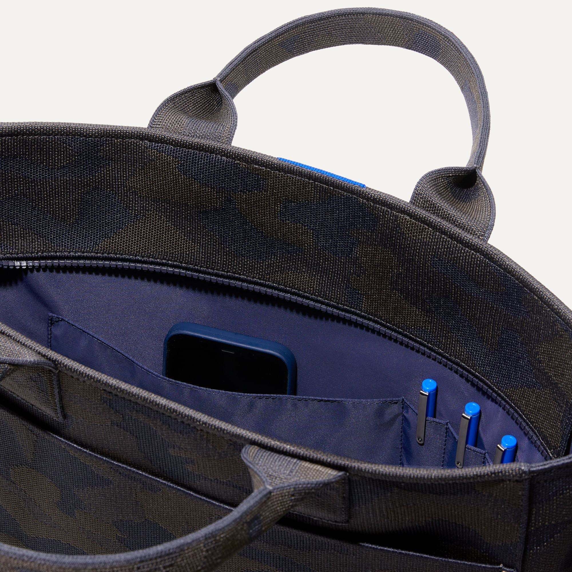 The Carryall - Woodland Camo