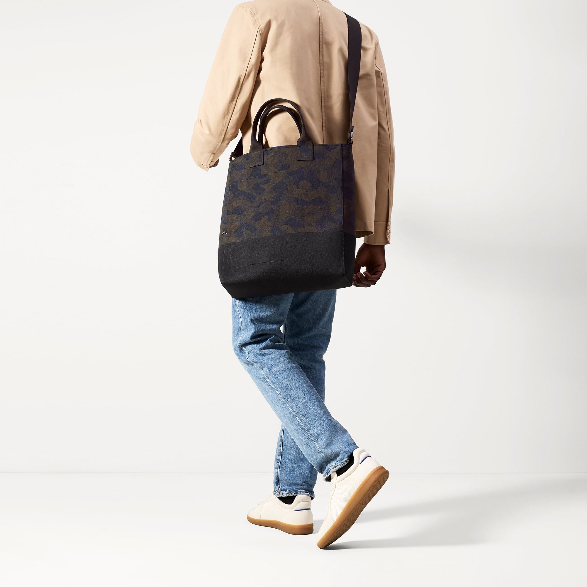 The Carryall - Woodland Camo