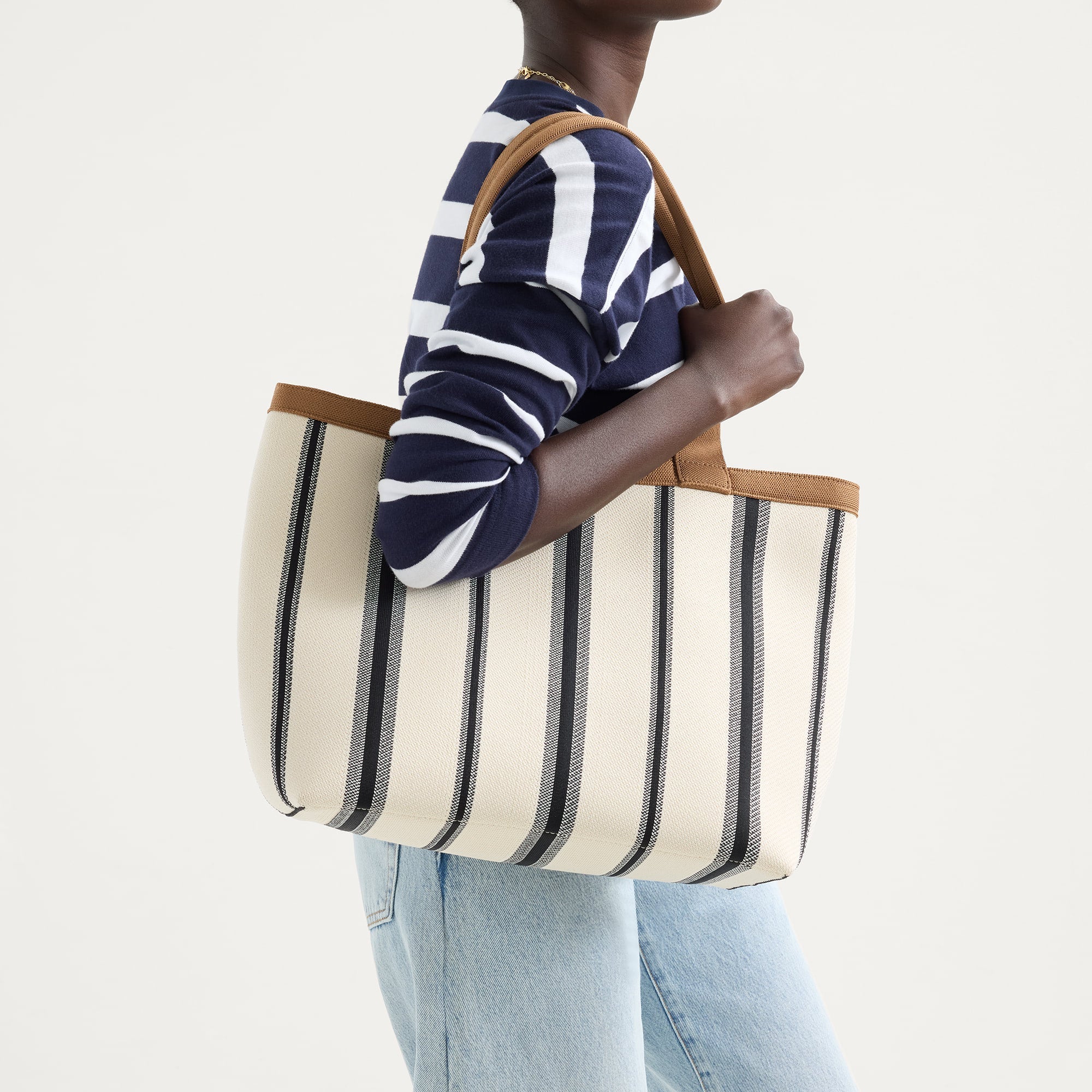 The Lightweight Zip Tote - Coastline